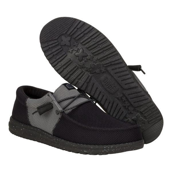42640-097_WALLYTRIVARSITYMESH_BLACK_GREY_PAIR_BOTTOM