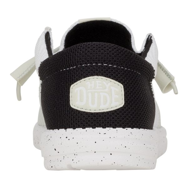 42640-103_WALLYTRIVARSITYMESH_WHITE_BLACK_BACK